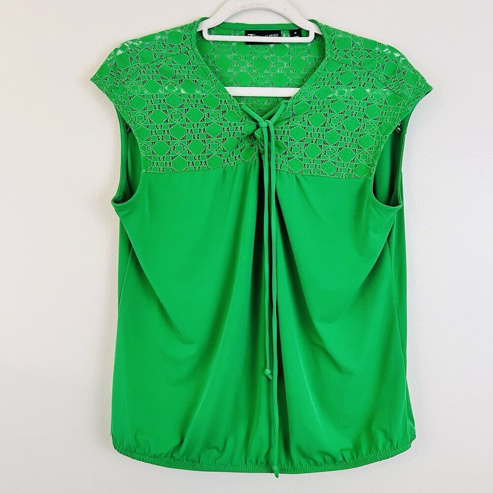 Gorgeous 7th Avenue Design for New York & Company Green Eyelet Blouse - Medium